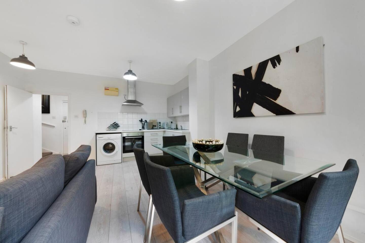 2 Bed Apartment- Finsbury Park Station B Londres Extérieur photo
